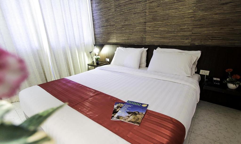 The Ratchathani Hotel Ubon Ratchathani Extérieur photo