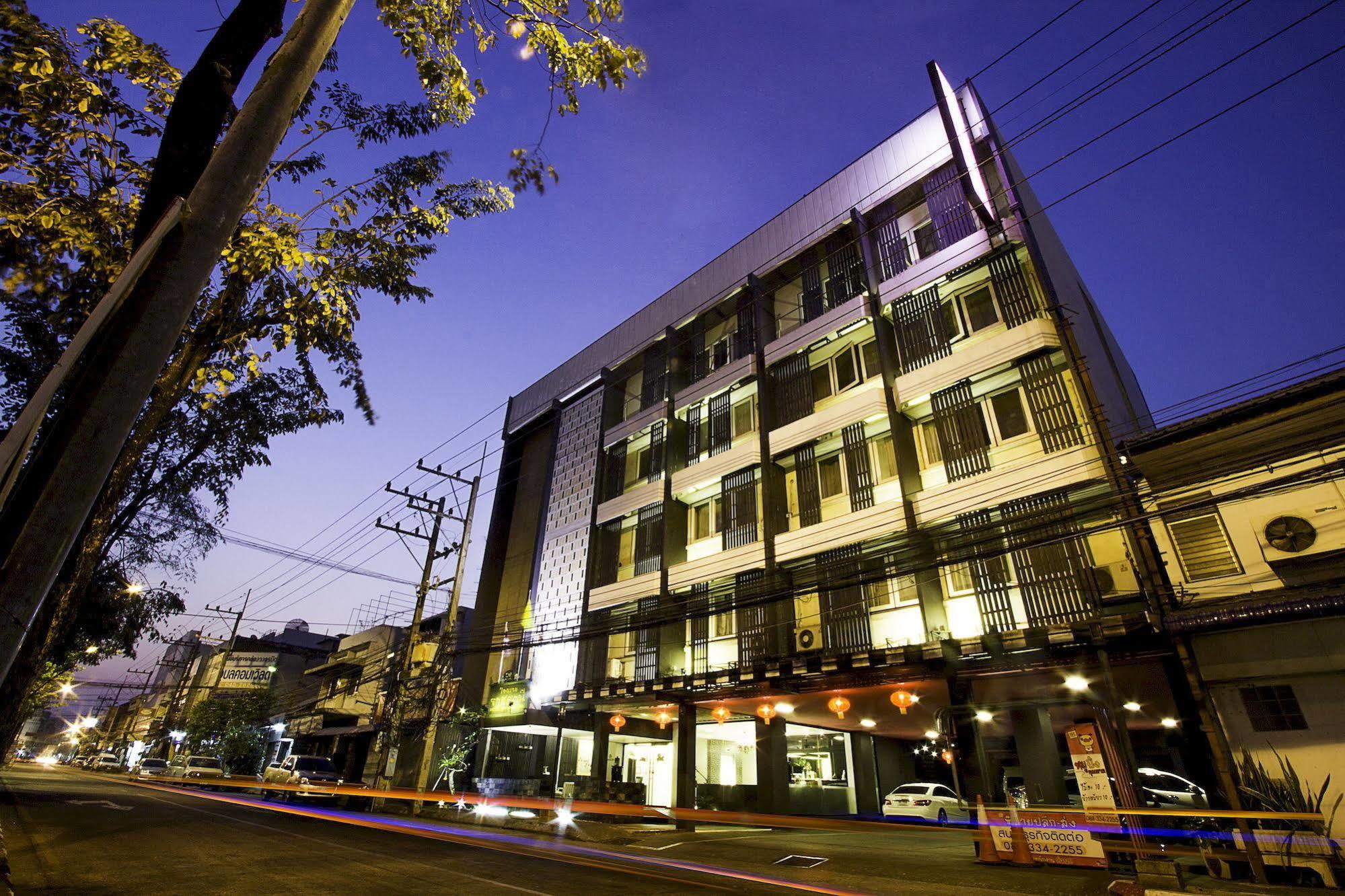 The Ratchathani Hotel Ubon Ratchathani Extérieur photo